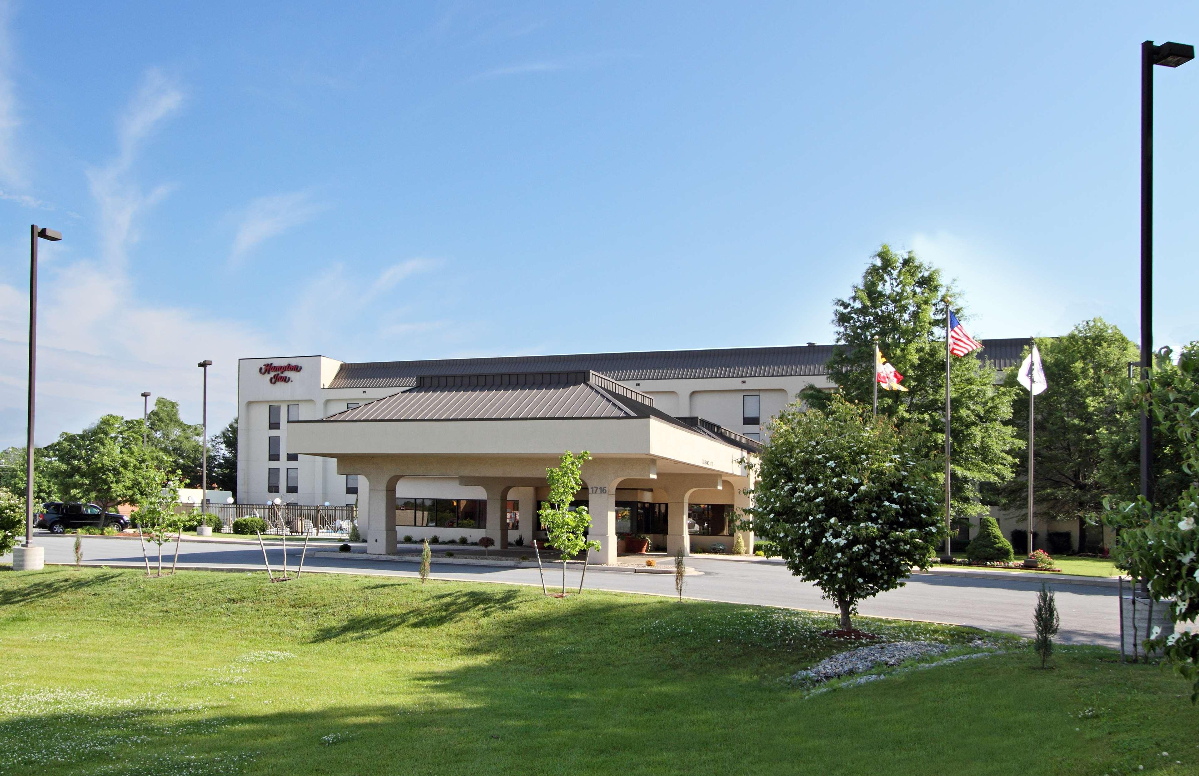 Hampton Inn הגרסטאון מראה חיצוני תמונה