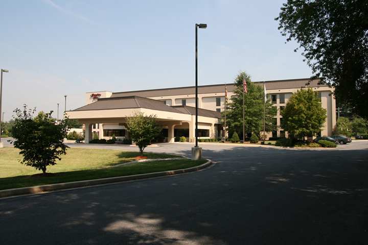 Hampton Inn הגרסטאון מראה חיצוני תמונה